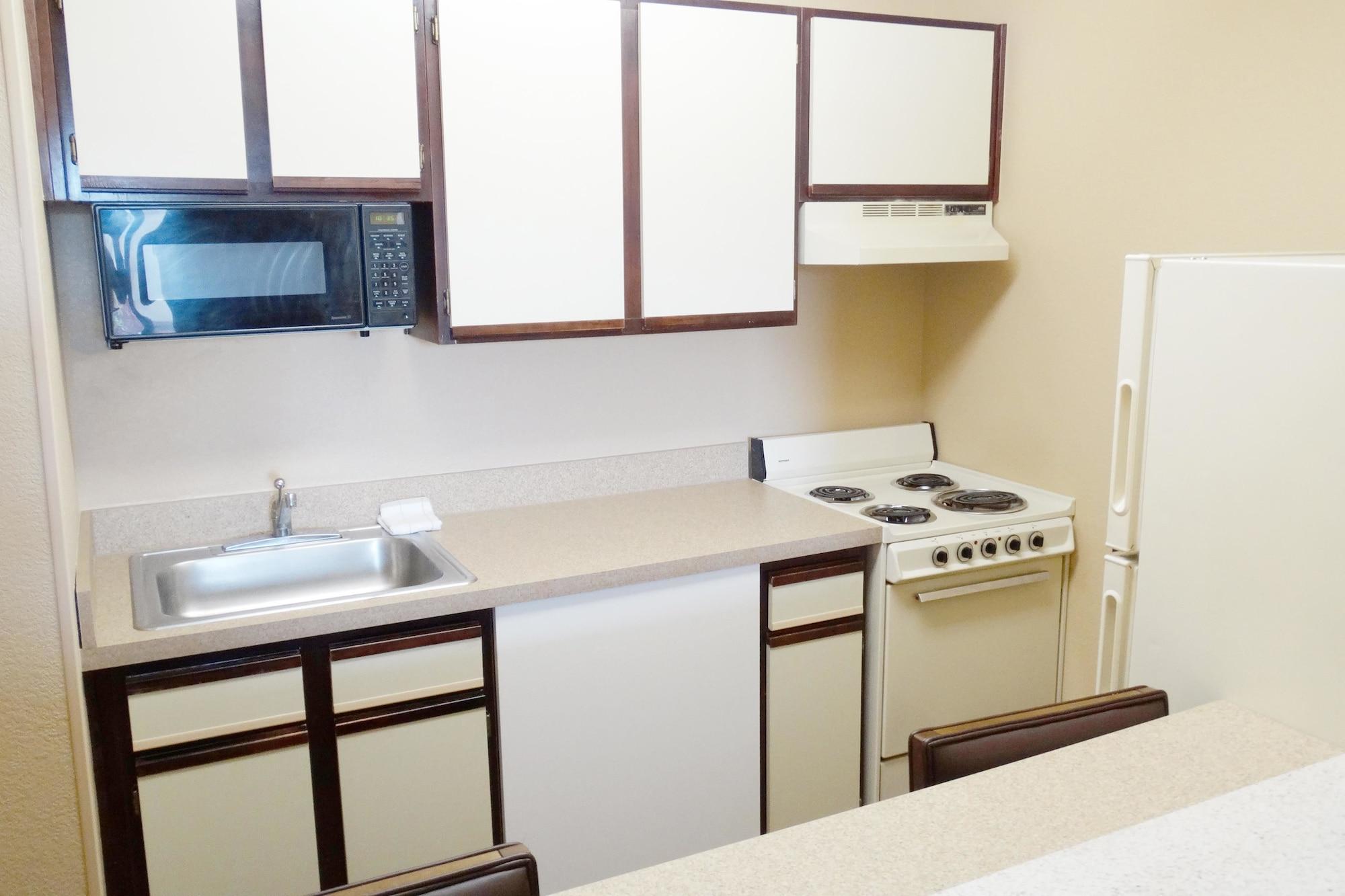 Extended Stay America Suites - Wichita - East Екстер'єр фото