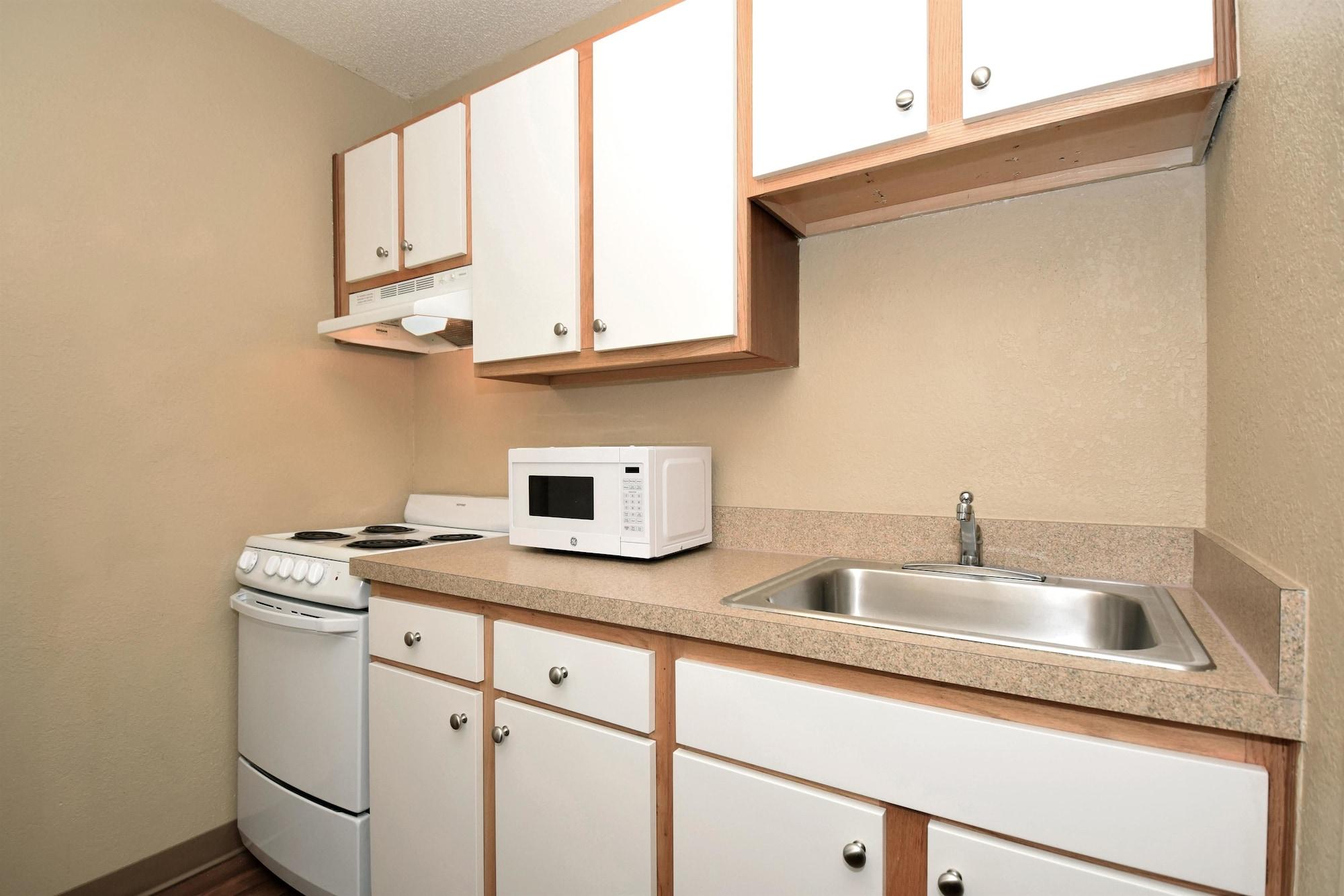 Extended Stay America Suites - Wichita - East Екстер'єр фото