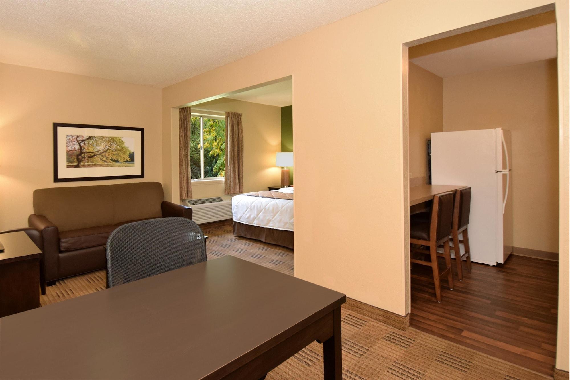 Extended Stay America Suites - Wichita - East Екстер'єр фото