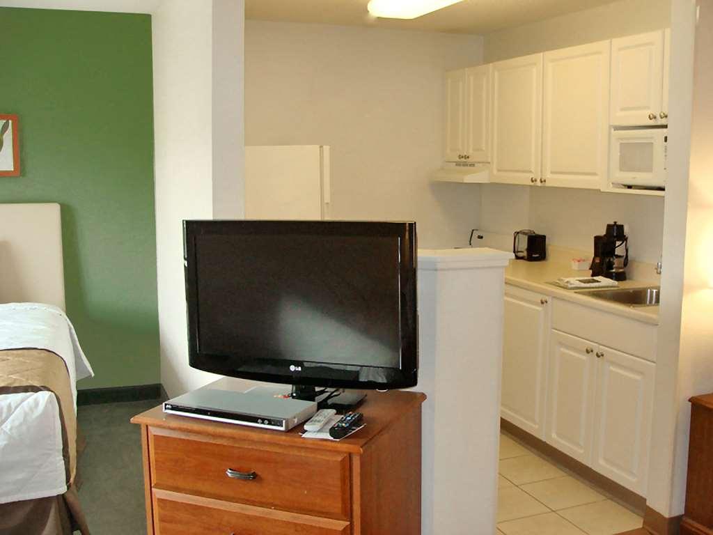 Extended Stay America Suites - Wichita - East Номер фото