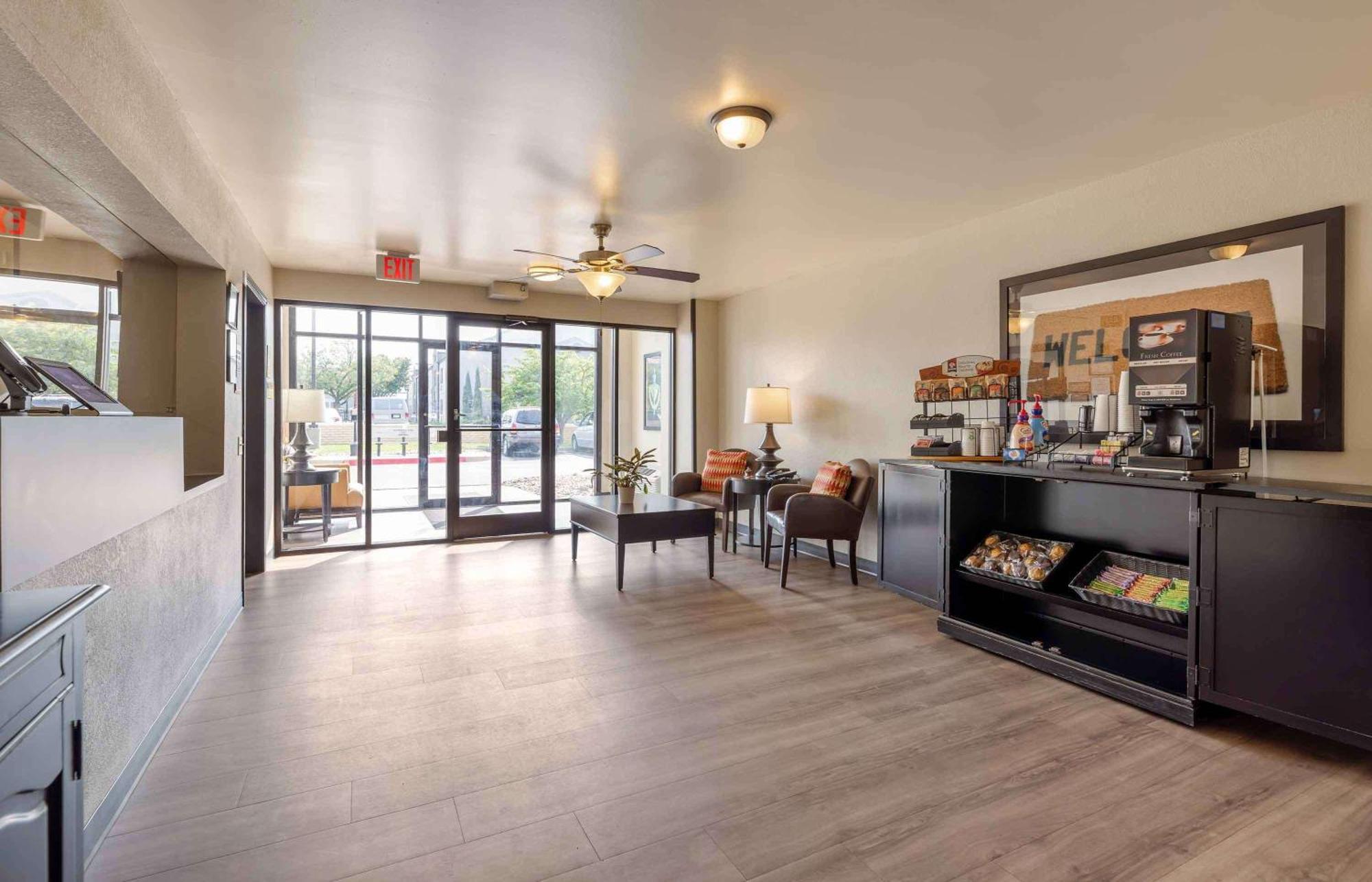 Extended Stay America Suites - Wichita - East Екстер'єр фото