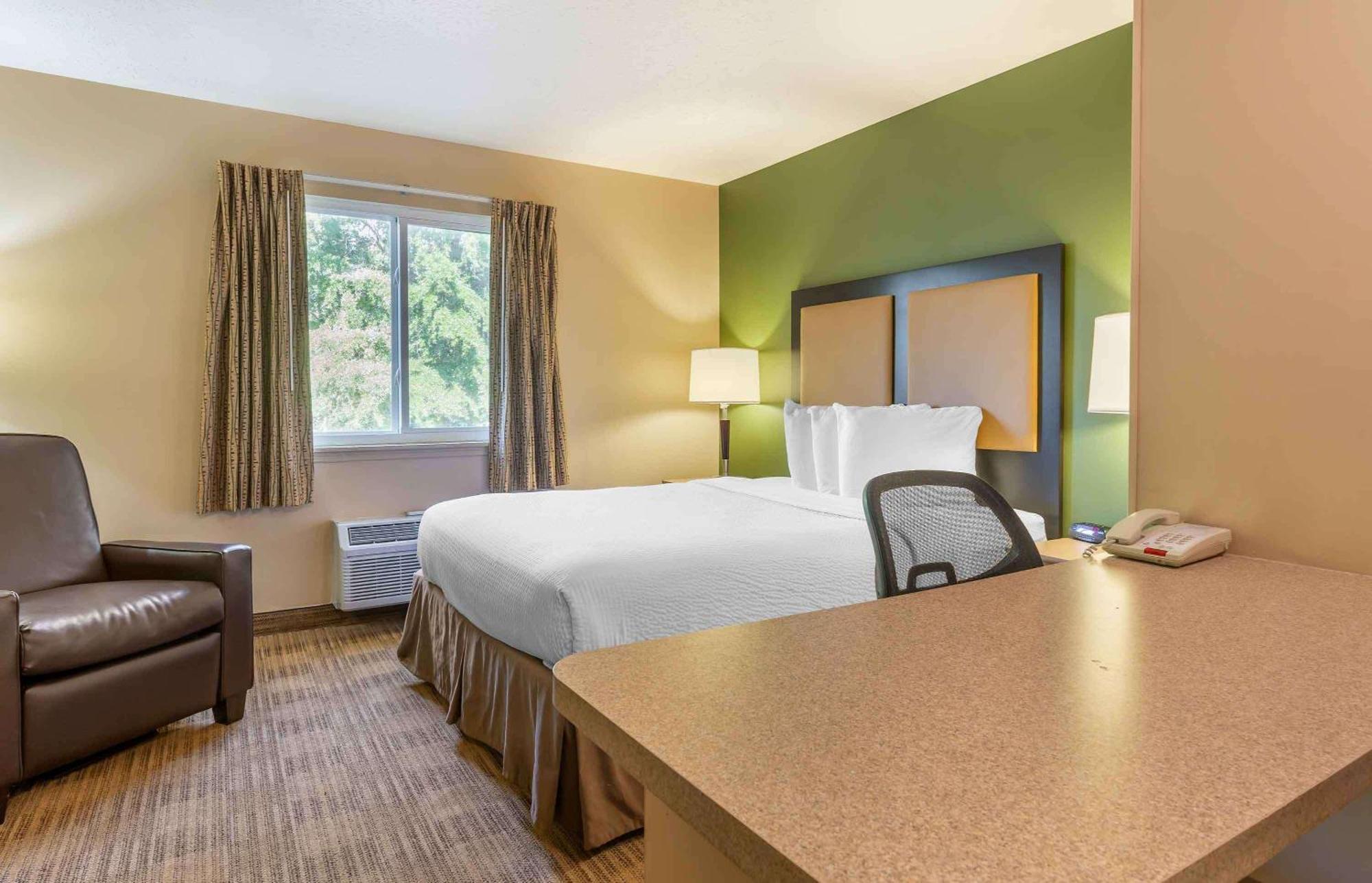 Extended Stay America Suites - Wichita - East Екстер'єр фото