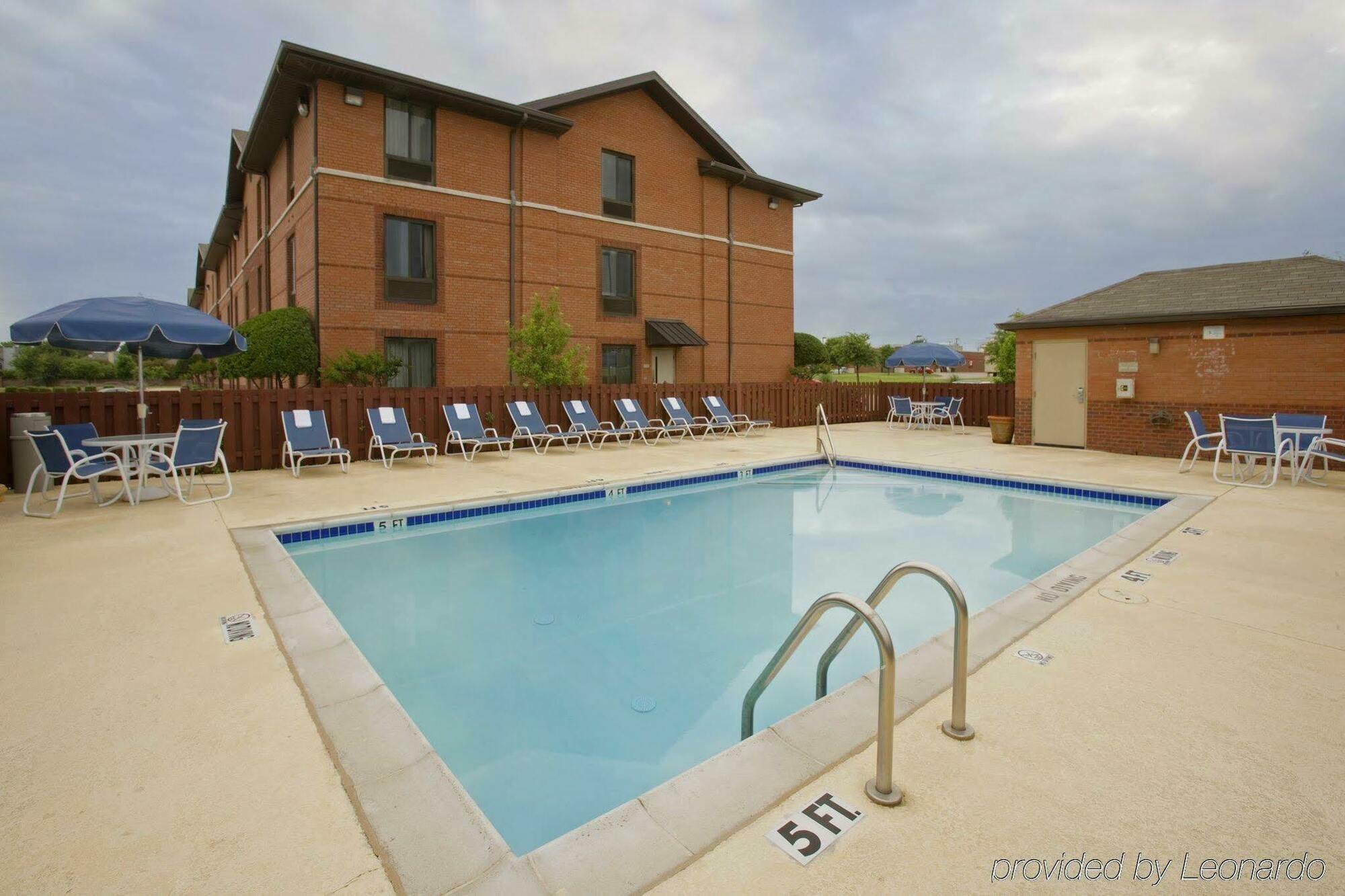 Extended Stay America Suites - Wichita - East Екстер'єр фото
